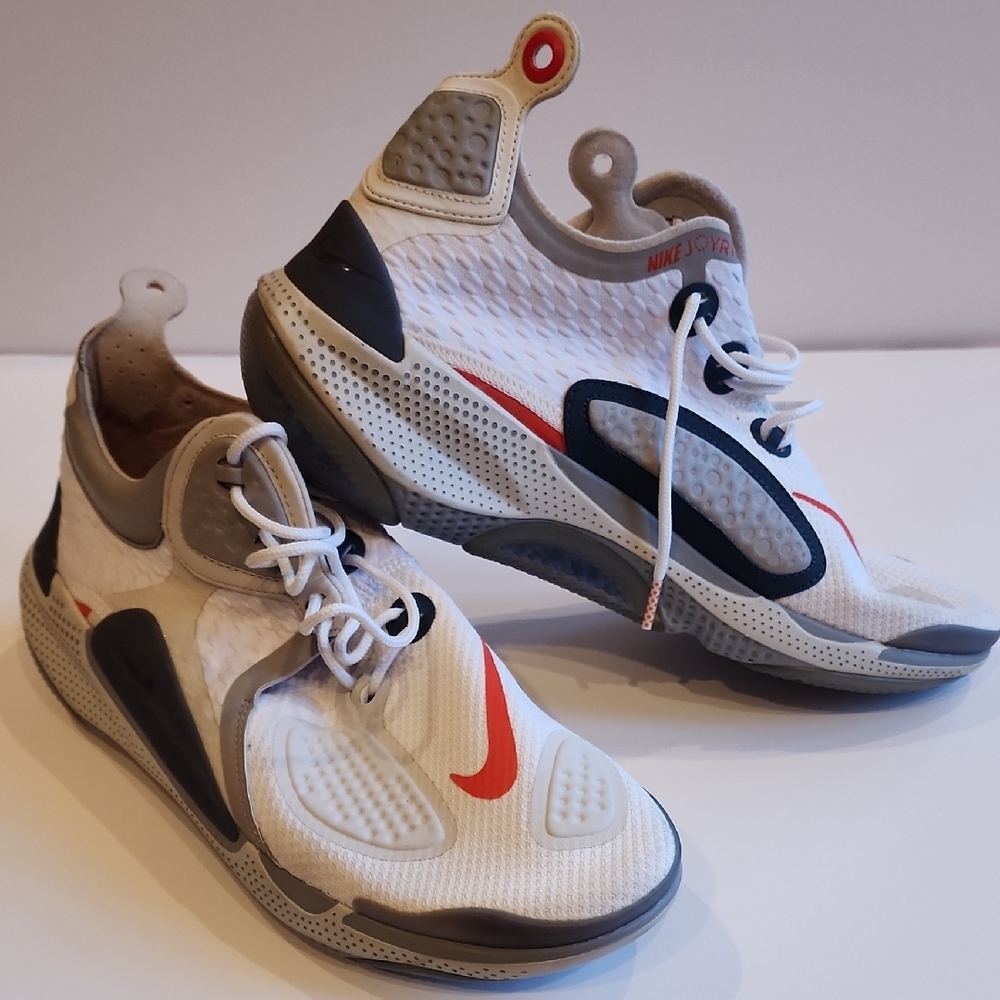 NIKE | Joyride CC3 Setter Men's Vast Grey Athletic Shoes